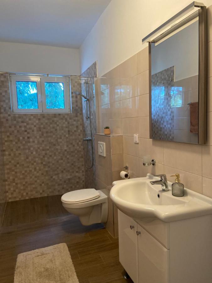 Apartman Noni Biograd Na Moru Eksteriør bilde